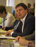 Der SPD-Verbraucherschutzpolitiker Florian von Brunn in der Sondersitzung des Umweltausschusses zum Salmonellen-Skandal am 1. Juli im Bayerischen Landtag.(SPD Landtagsfraktion)